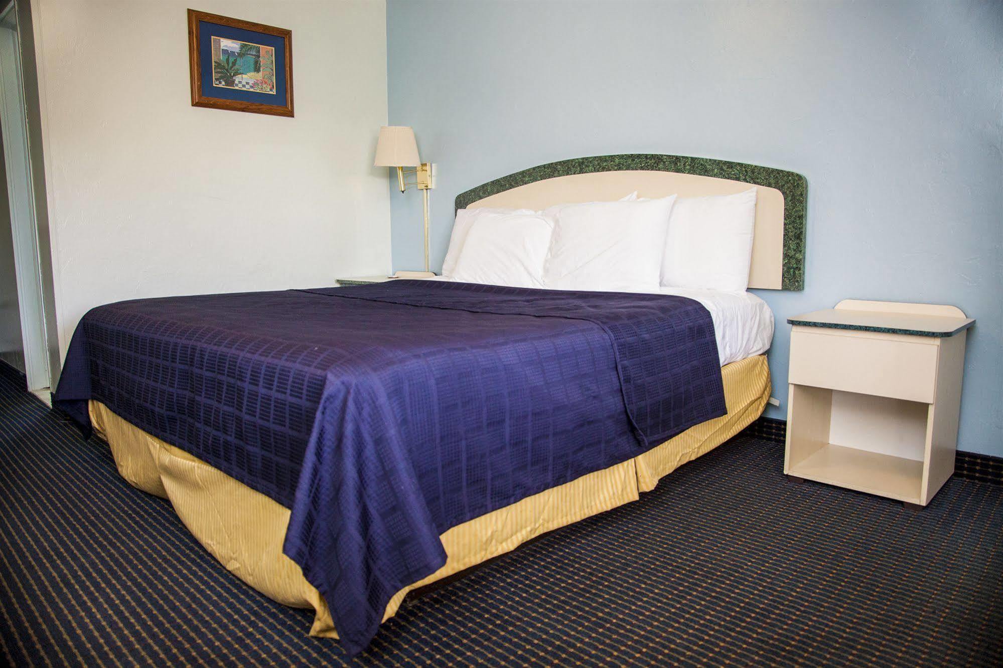 Economy Motel West Palm Beach