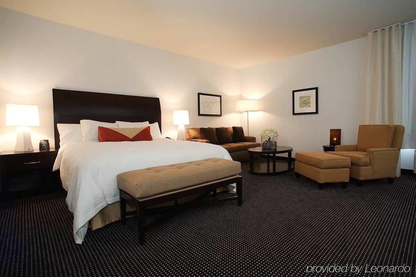 Hilton Garden Airport Hotel