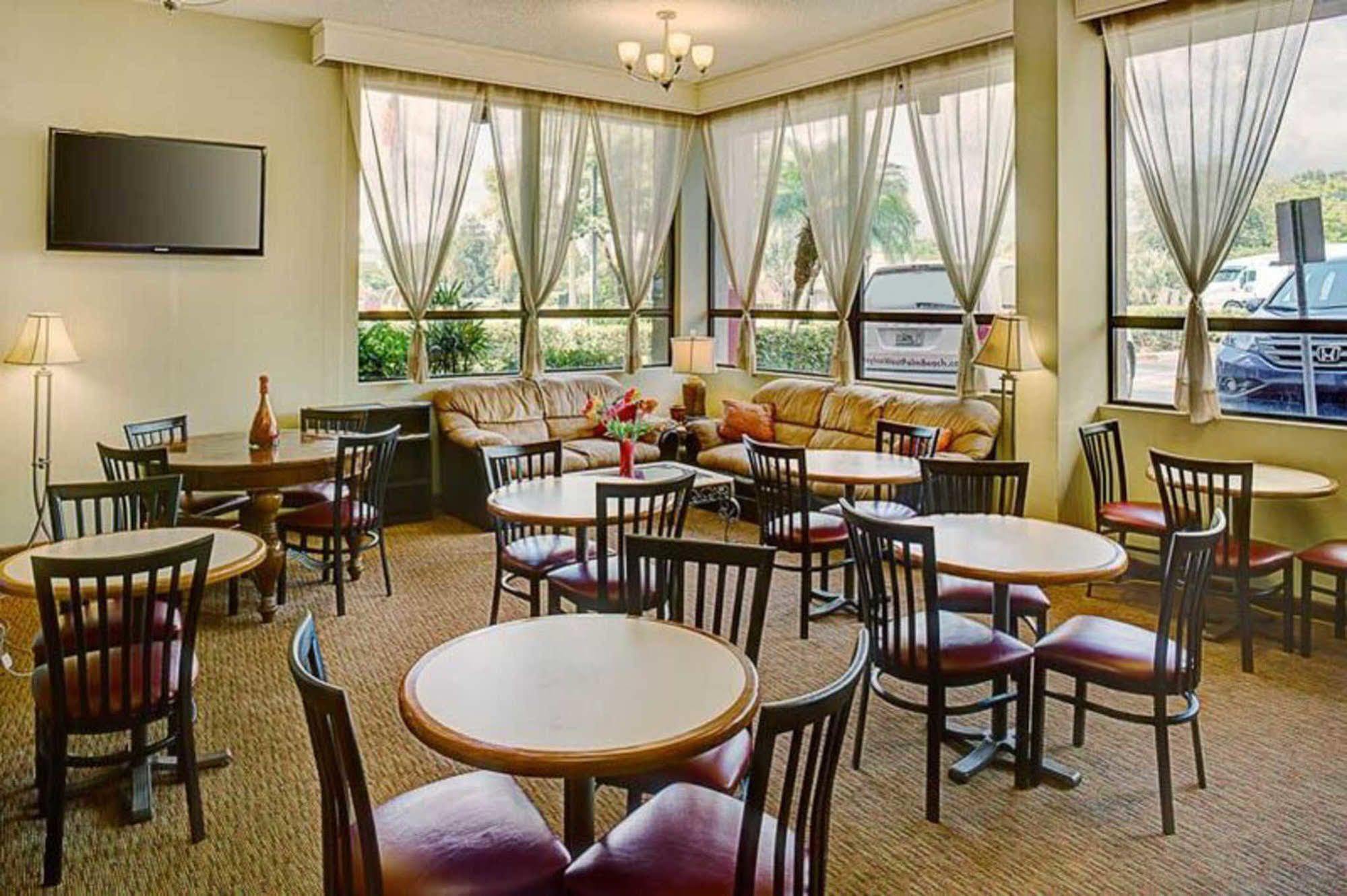 Quality Palm International Airport Inn