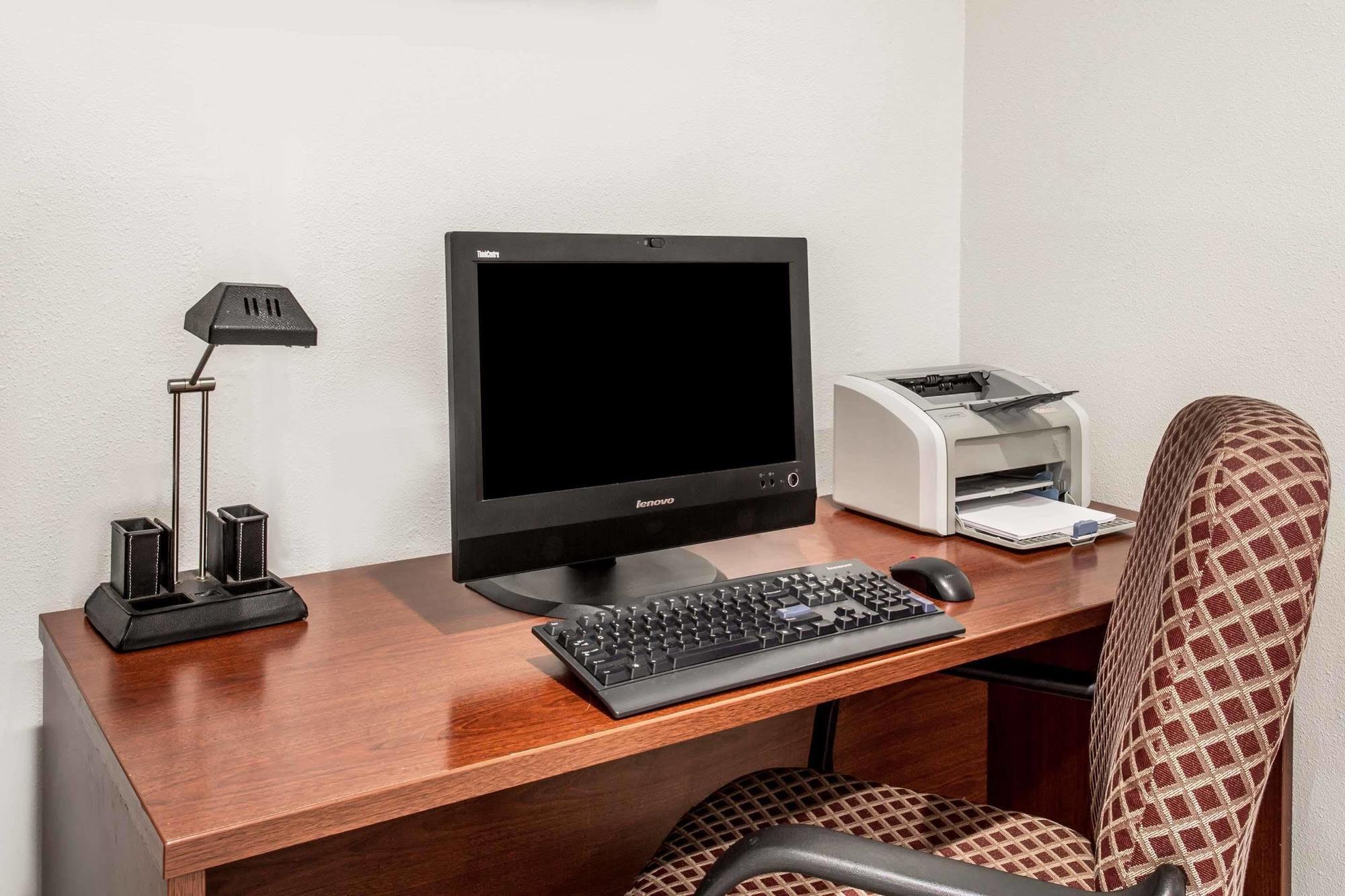 Hotel Days By Wyndham West Palm 2*
