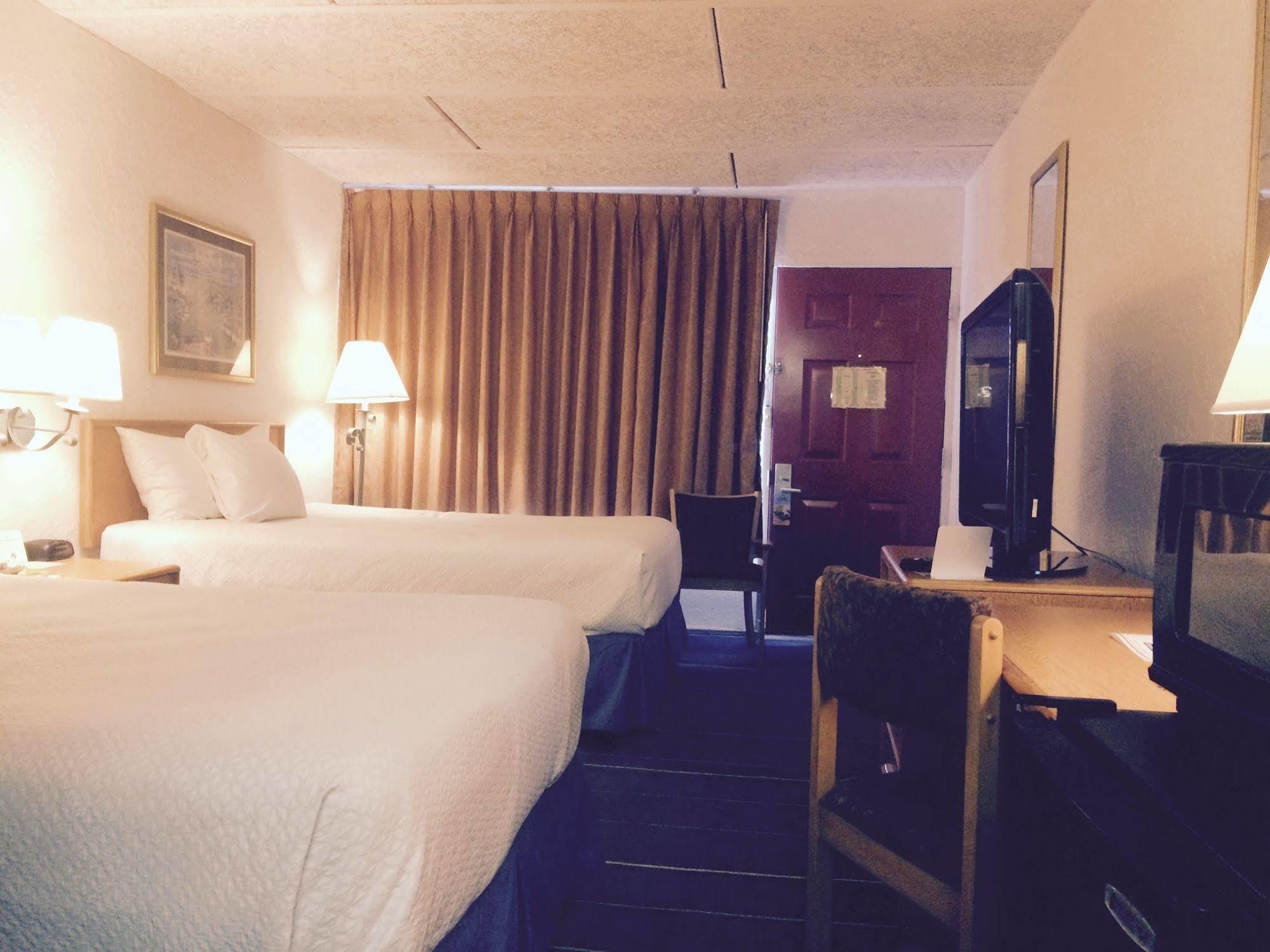 Days By Wyndham West Palm 2* West Palm Beach