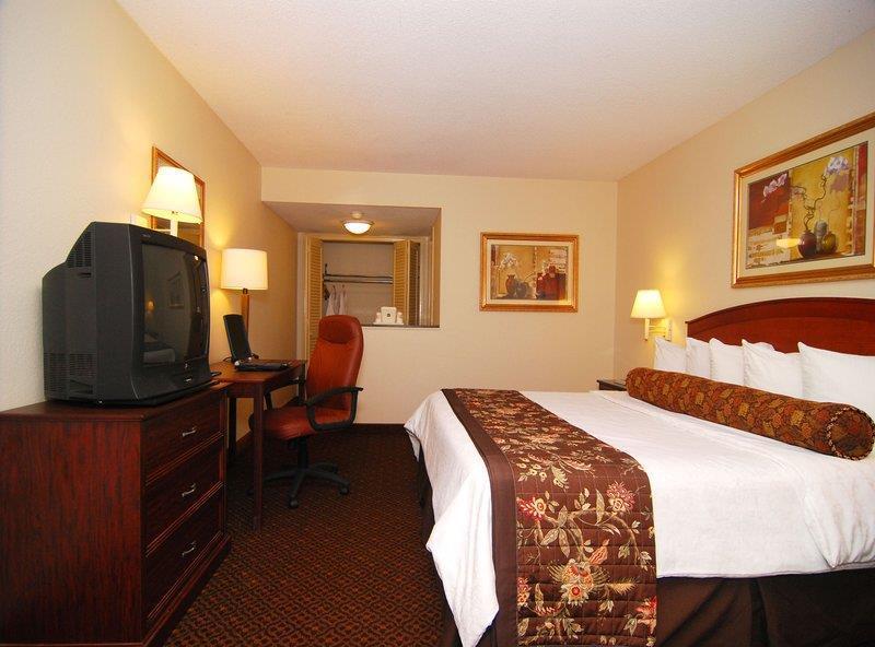 Western Palm Lakes Hotel