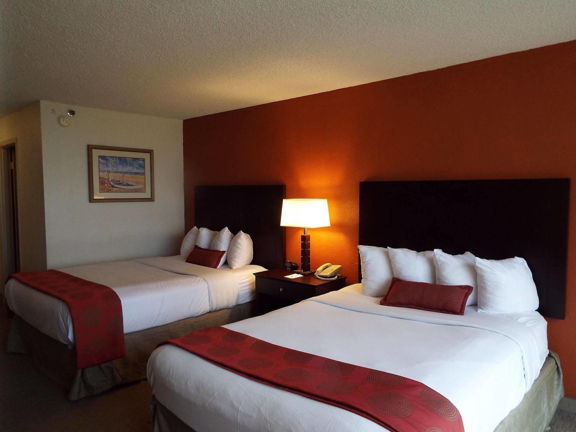 Ramada By Wyndham West Palm Airport 3* West Palm Beach
