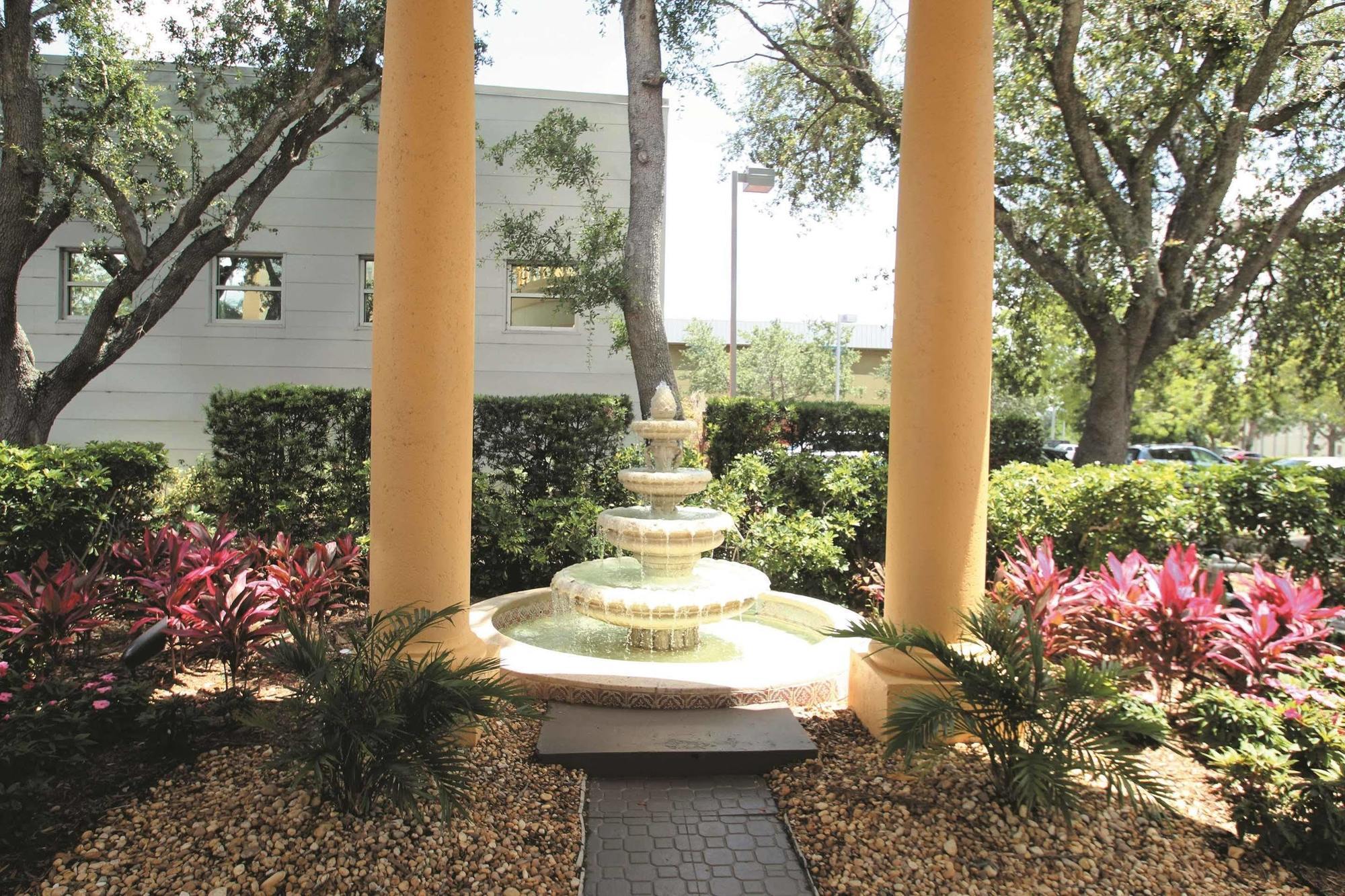 La Quinta By Wyndham West Palm Airport