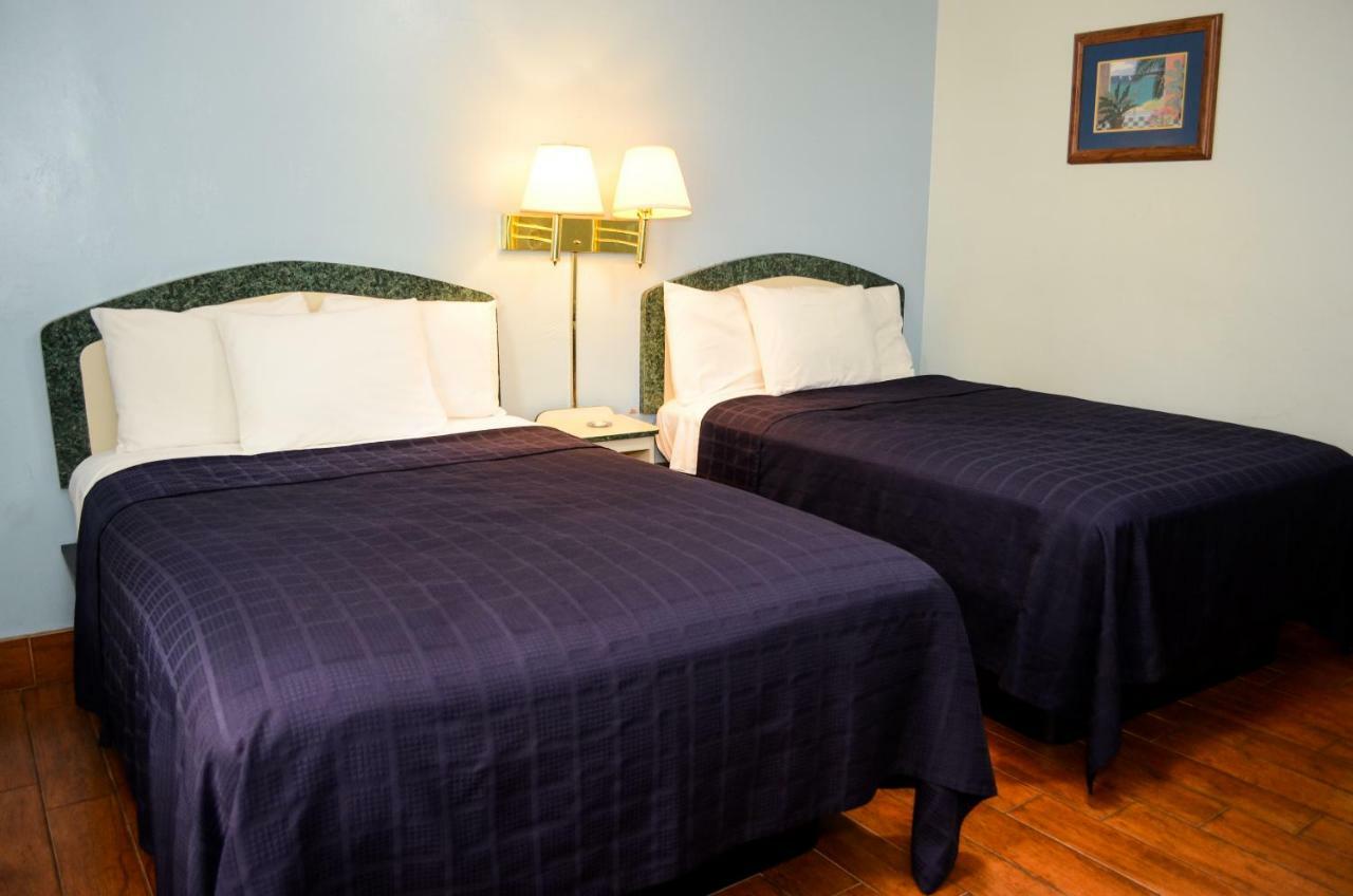 Motel Economy *