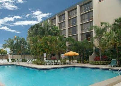 Ramada By Wyndham West Palm Airport Hotel West Palm Beach