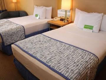 La Quinta By Wyndham West Palm Airport Hotel West Palm Beach