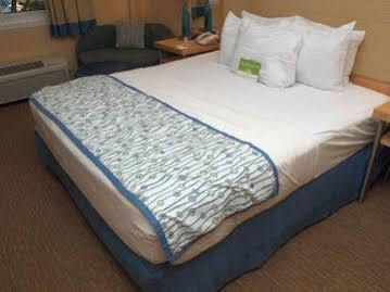 La Quinta By Wyndham West Palm Airport 3*