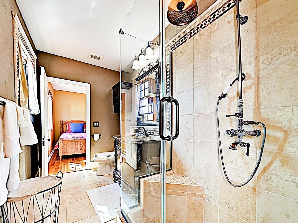 New Listing! Enchanting Spanish-style West Palm Beach