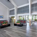 Ramada By Wyndham West Palm Beach Airport