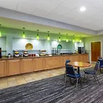 Ramada By Wyndham West Palm Beach Airport