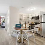 Roami At Clematis Street Lofts