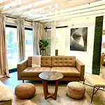 Zen.Modern.Hip “Studio 501” Beach,Scuba,Downtown