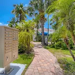Singer Island Stunner 2 Br