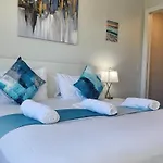 Lux Place And Cozy 3Beds 2Rooms Enjoy Life In Wpb Gym, Ev Station Nearby The Downtown And Beaches