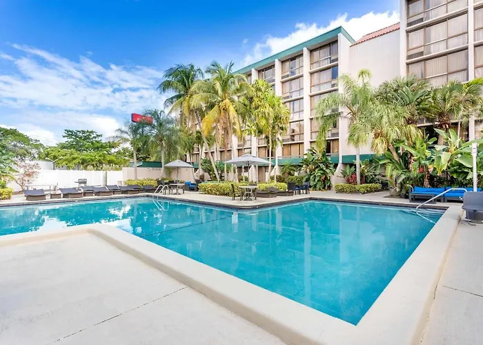 Ramada By Wyndham West Palm Beach Airport