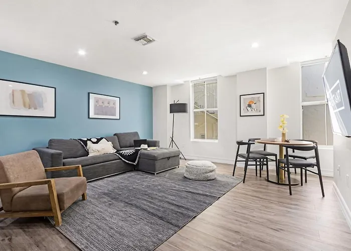 Roami At Clematis Street Lofts