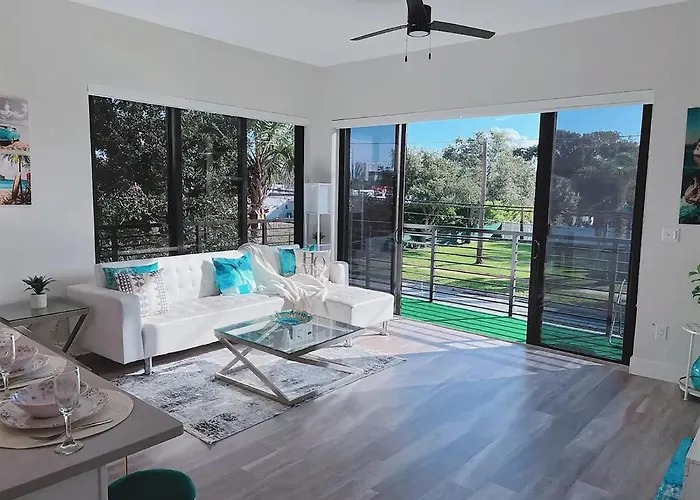 Lux Place And Cozy 3Beds 2Rooms Enjoy Life In Wpb Gym, Ev Station Nearby The Downtown And Beaches