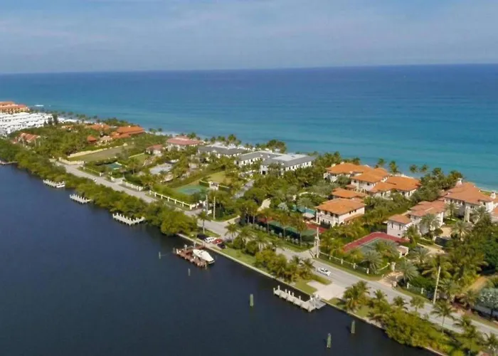Welcome To Casa Kanuga, The Secret Gem Of Wpb!