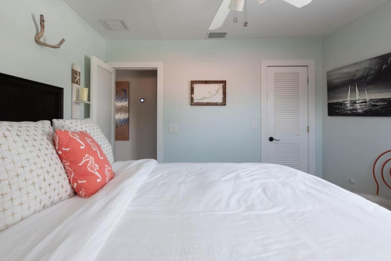 Light And Breezy In Soso Apartment West Palm Beach
