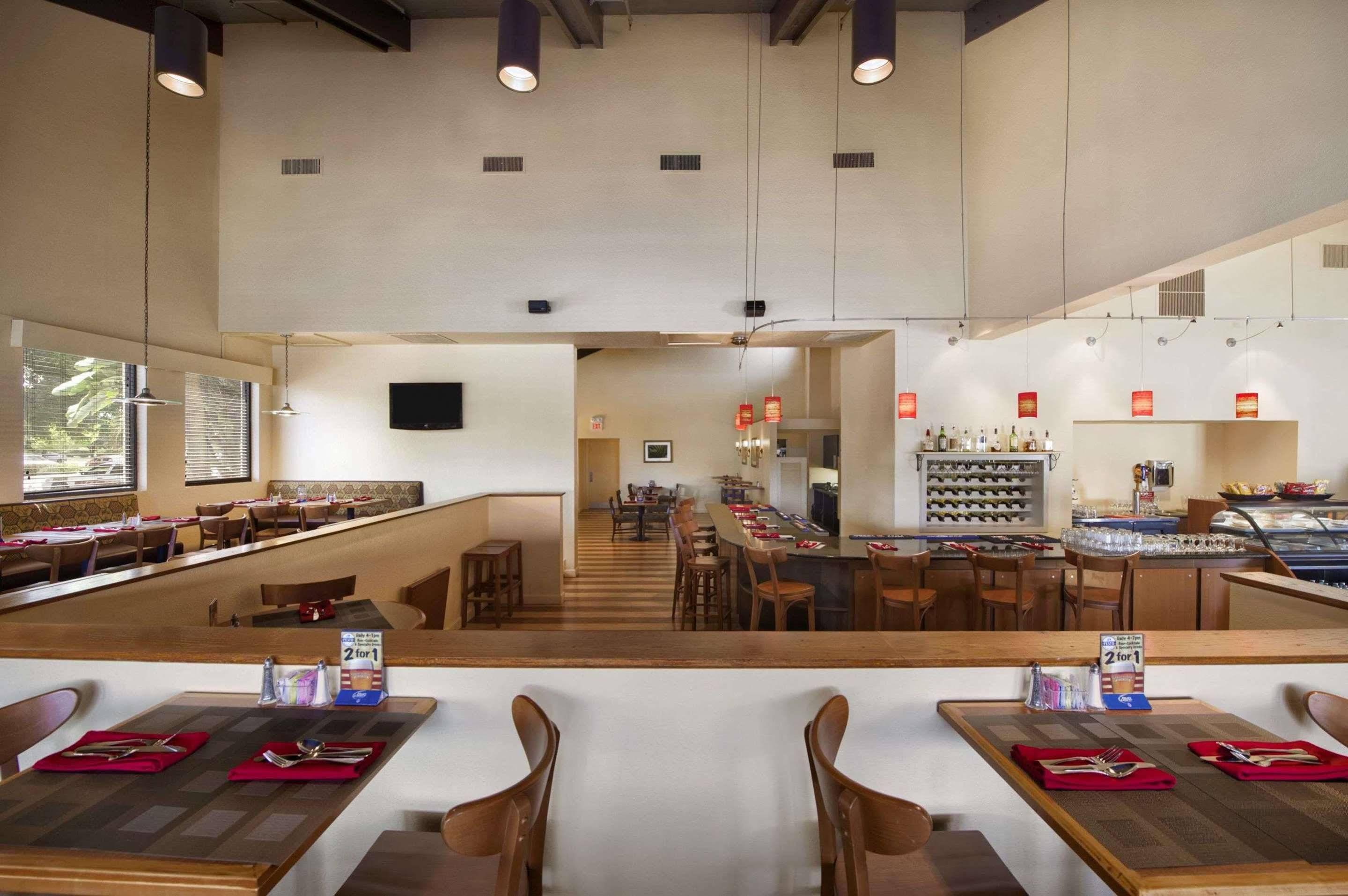 Ramada By Wyndham West Palm Airport Hotel West Palm Beach