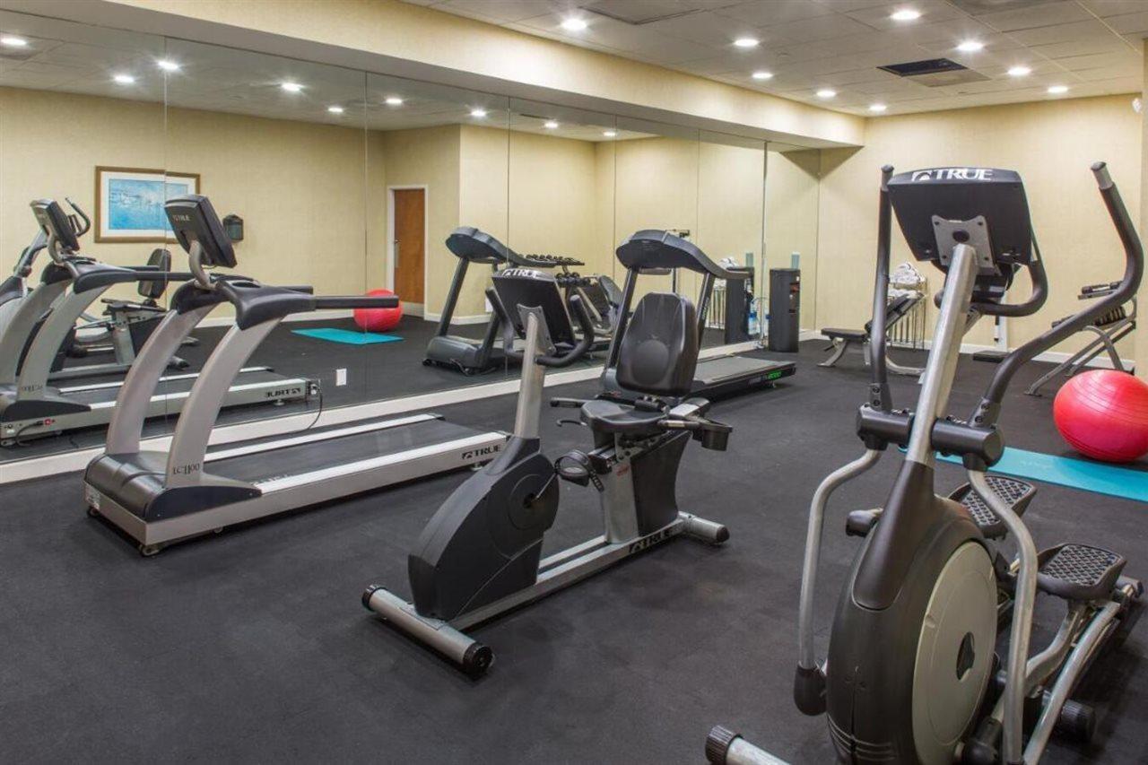 Ramada By Wyndham West Palm Airport