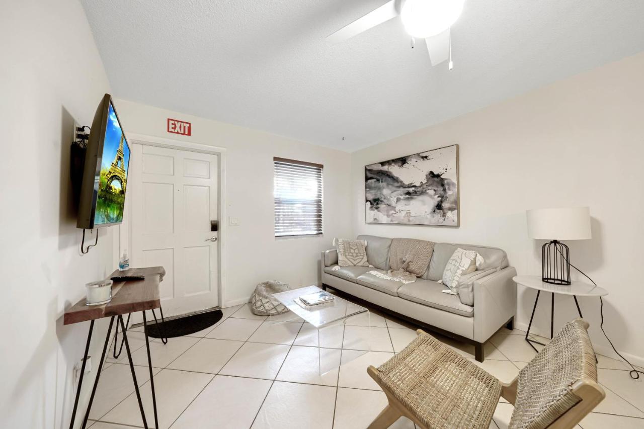 By Pmi Unit 4 West Palm Beach
