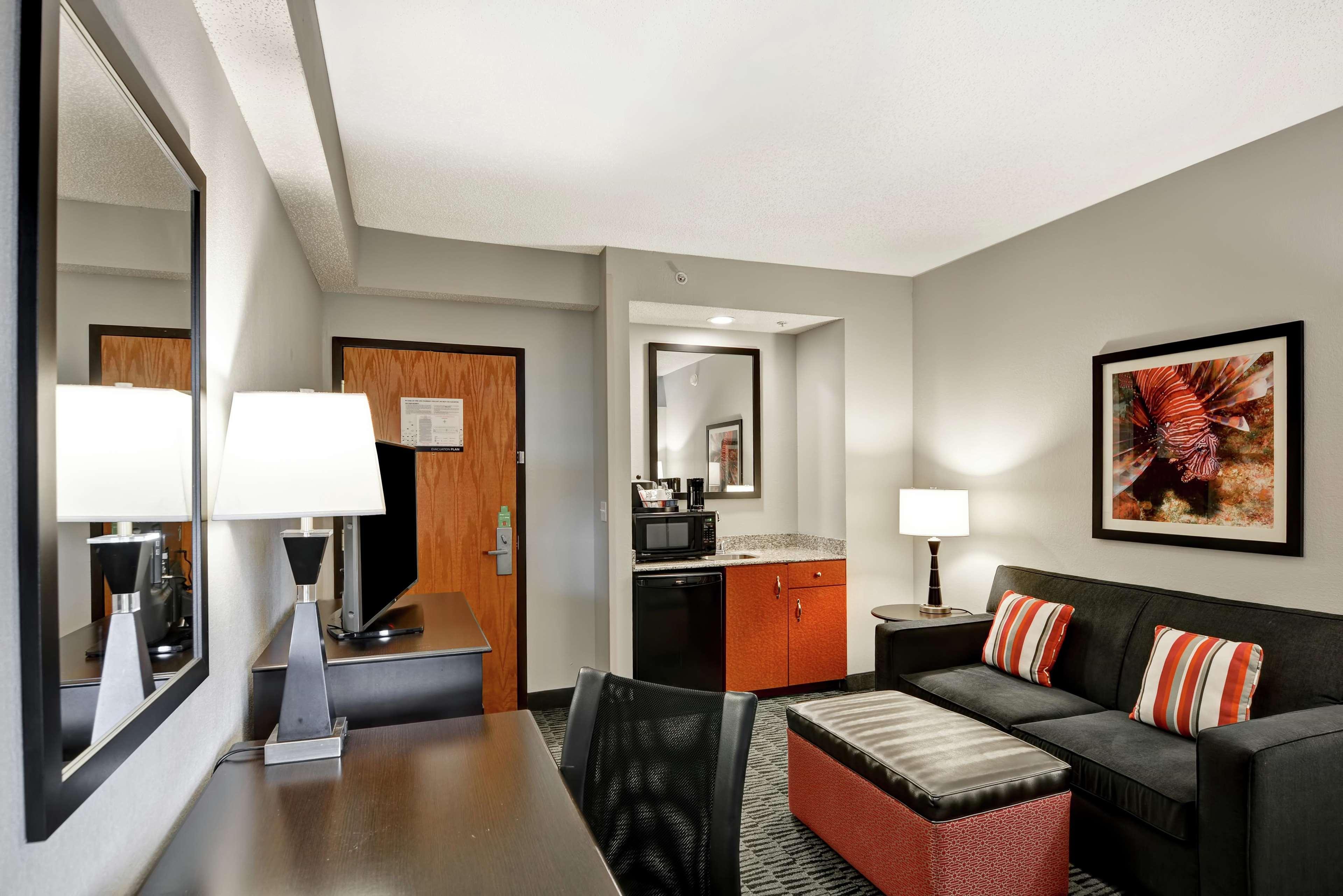 Hampton West Palm Beach-florida Turnpike 3*