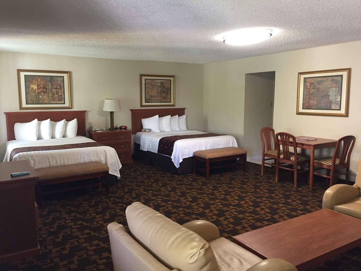 Western Palm Lakes Hotel 3*