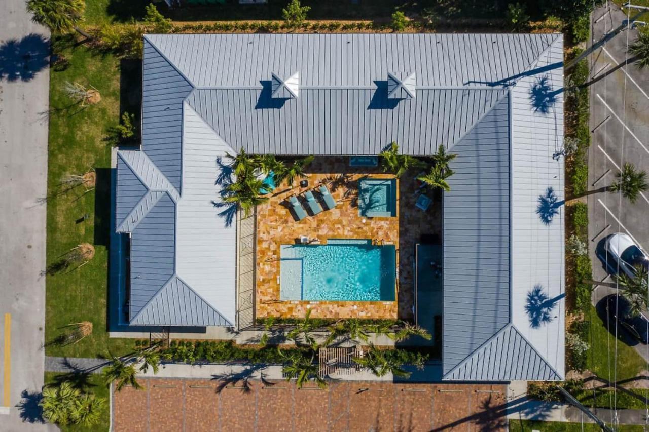 Bermuda Apartment
