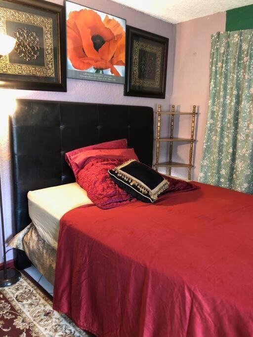 Royal Poinciana Homestay West Palm Beach
