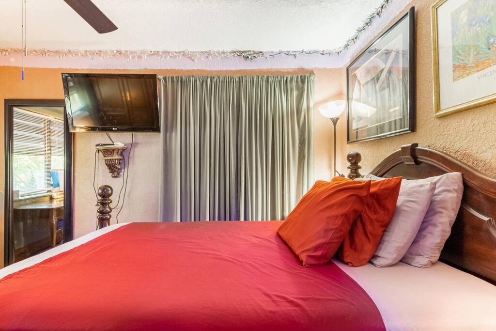 Royal Poinciana Homestay West Palm Beach