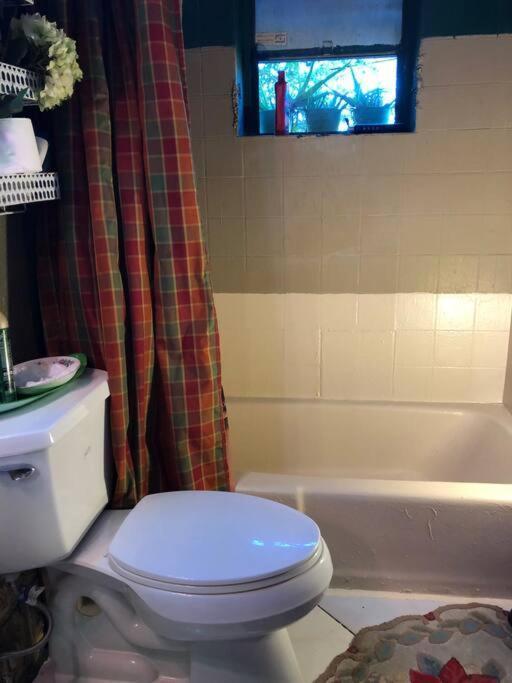 Royal Poinciana Homestay