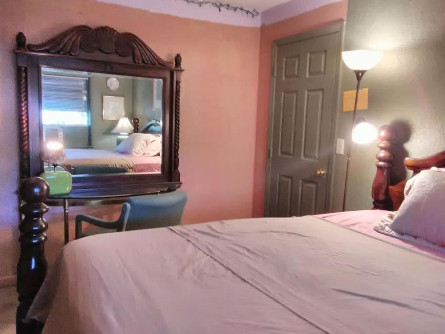 Royal Poinciana Homestay West Palm Beach