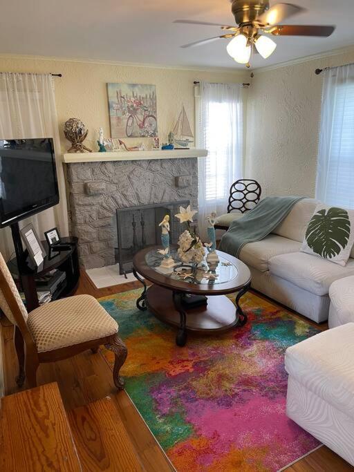 2 Bedroom Downtown West Palm Close To Apartment West Palm Beach