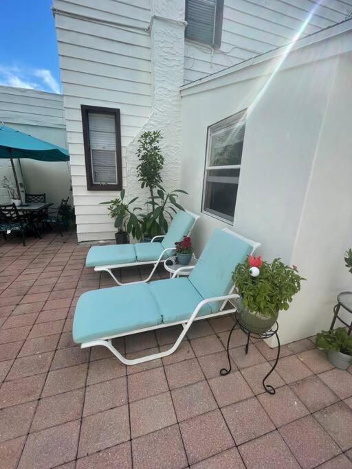 2 Bedroom Downtown West Palm Close To *