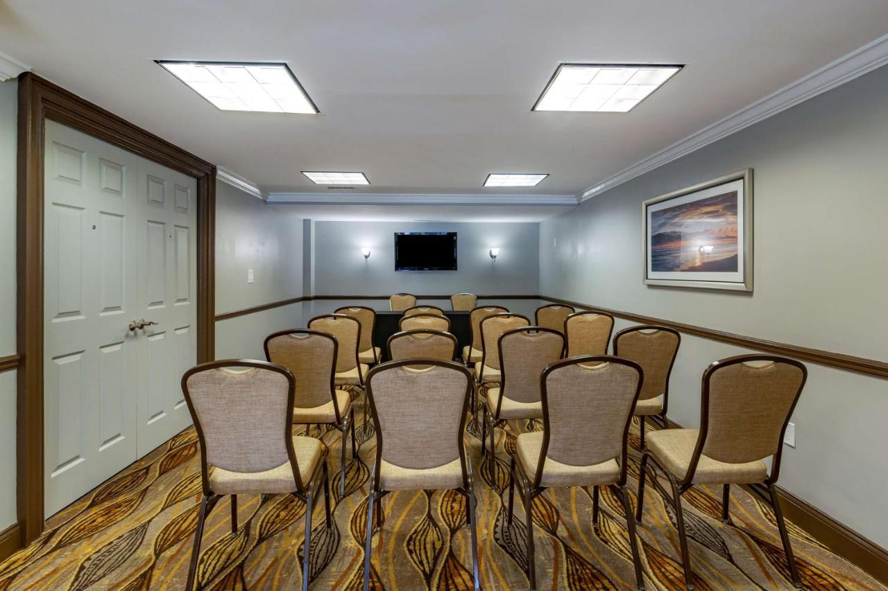 Western Palm Lakes Hotel