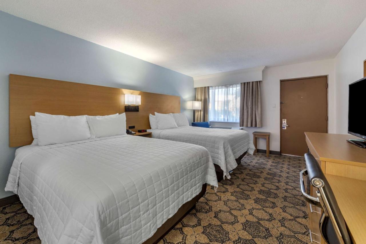 Hotel Western Palm Lakes 3*