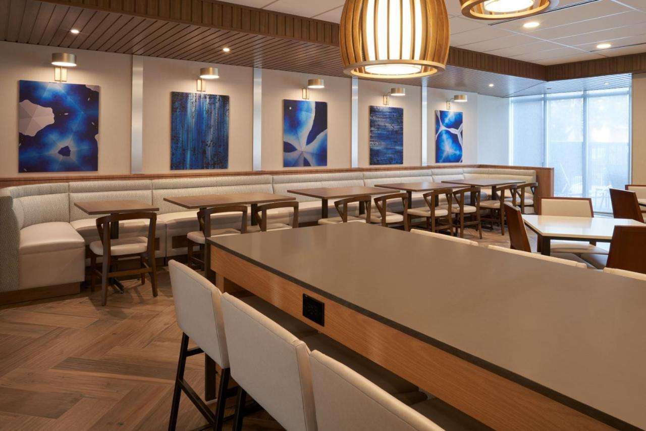 Fairfield By Marriott & West Palm 3* West Palm Beach