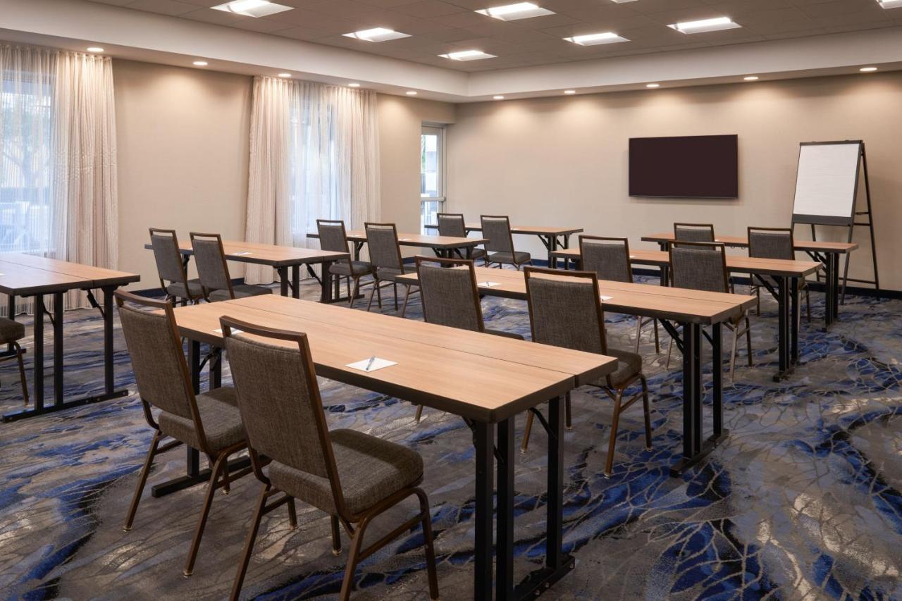 Fairfield By Marriott & West Palm