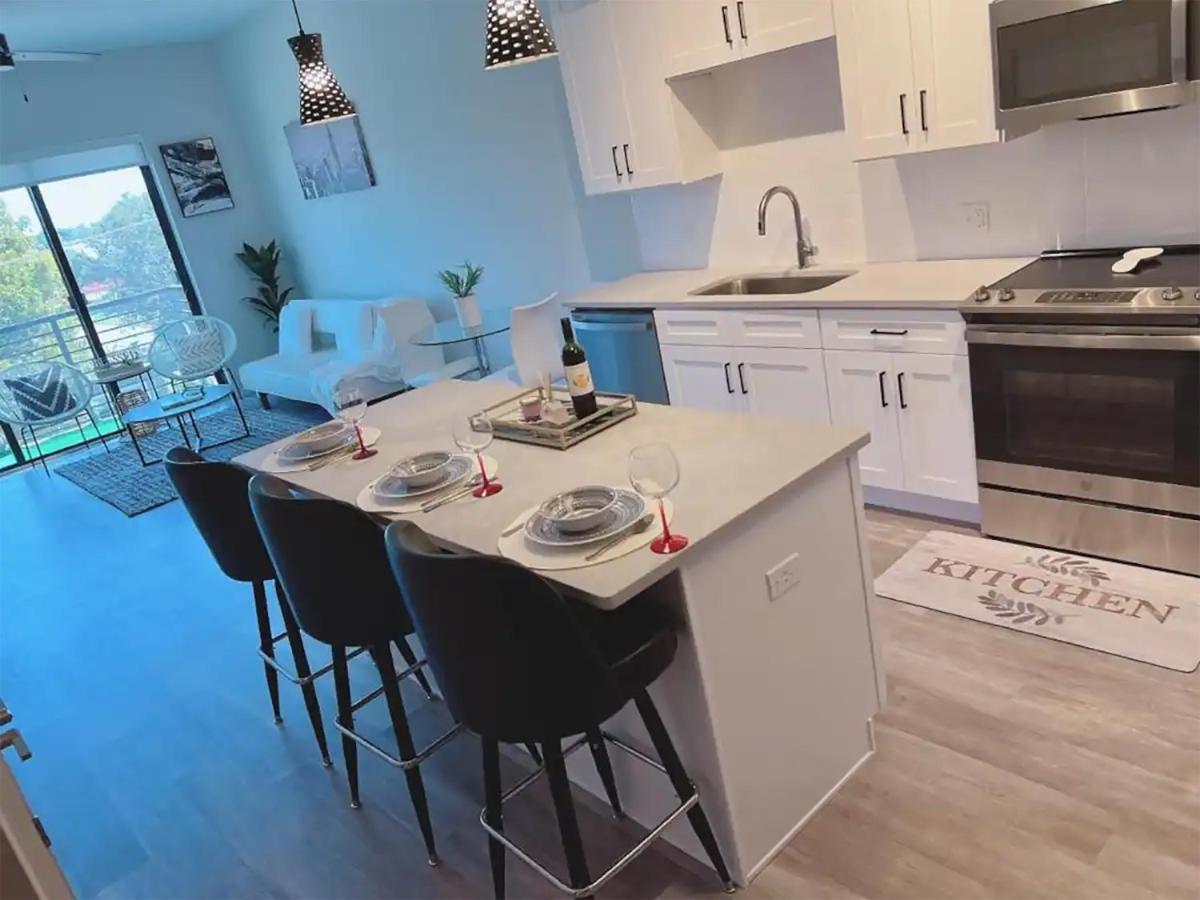 Apartment Lux Urban Retreat: Family-friendly Staycation With Gym & Ev Charging *