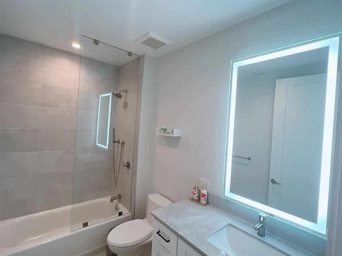 Lux Urban Retreat: Family-friendly Staycation With Gym & Ev Charging Apartment West Palm Beach