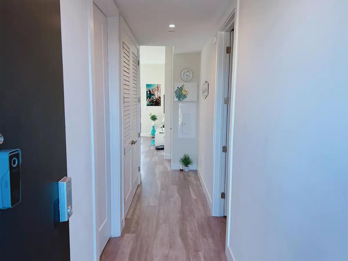 Lux Place And Cozy 3beds 2rooms Enjoy Life In Wpb Gym, Ev Station Nearby The Downtown And Beaches