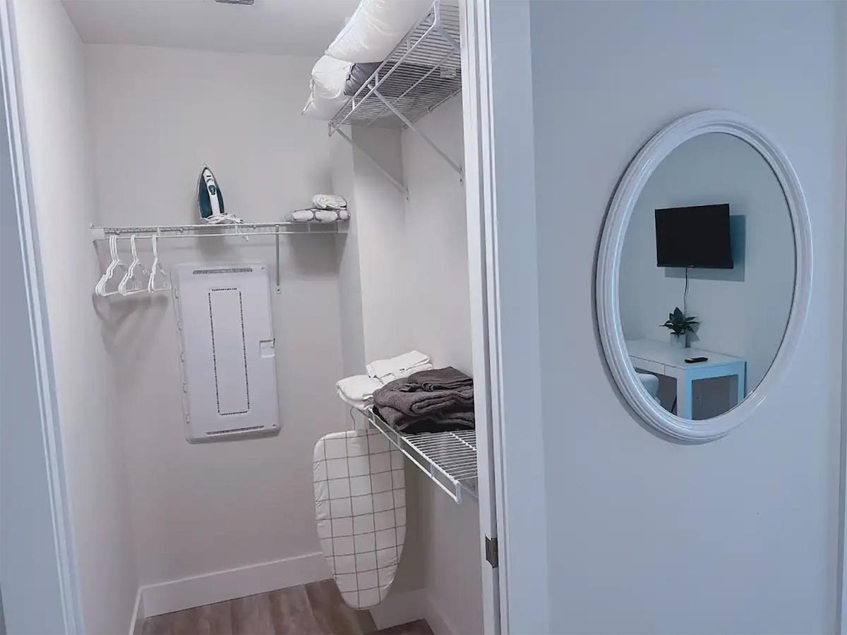 Lux Place And Cozy 3beds 2rooms Enjoy Life In Wpb Gym, Ev Station Nearby The Downtown And Beaches Apartment West Palm Beach