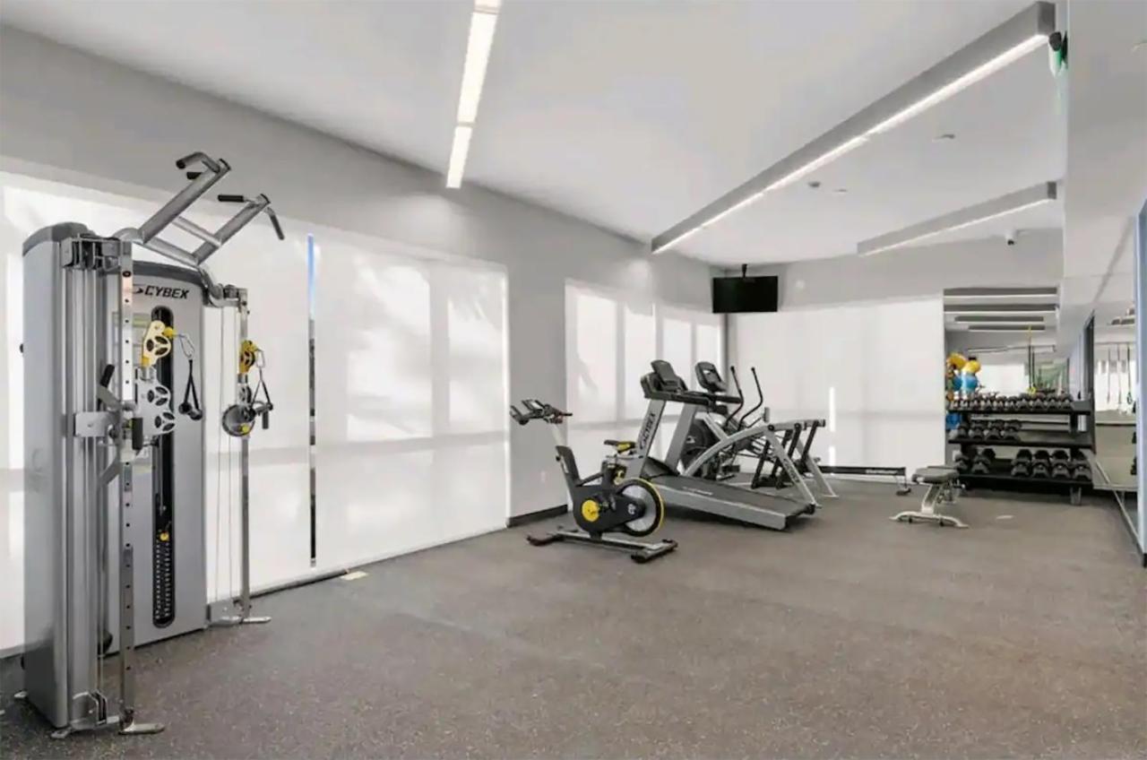 Lux Place And Cozy 3beds 2rooms Enjoy Life In Wpb Gym, Ev Station Nearby The Downtown And Beaches