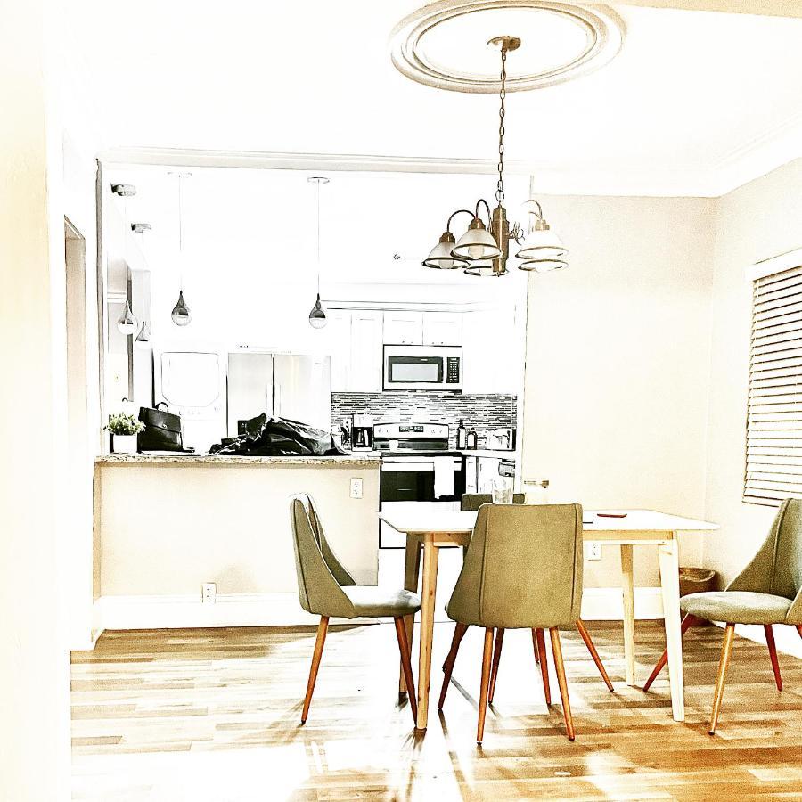 Comfy Sun And Sky Private With Private Full Bath 1 Apartment West Palm Beach