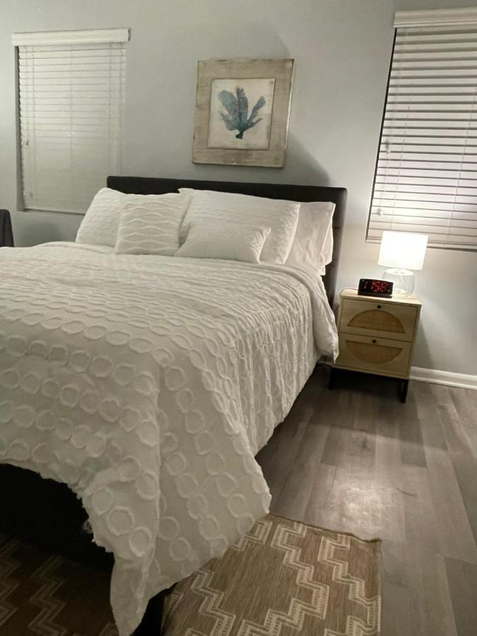 Comfy Sun And Sky Private With Private Full Bath 1 *