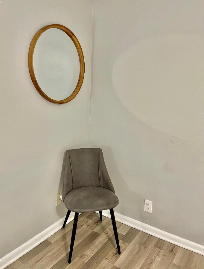 Apartment Comfy Sun And Sky Private With Private Full Bath 1 *
