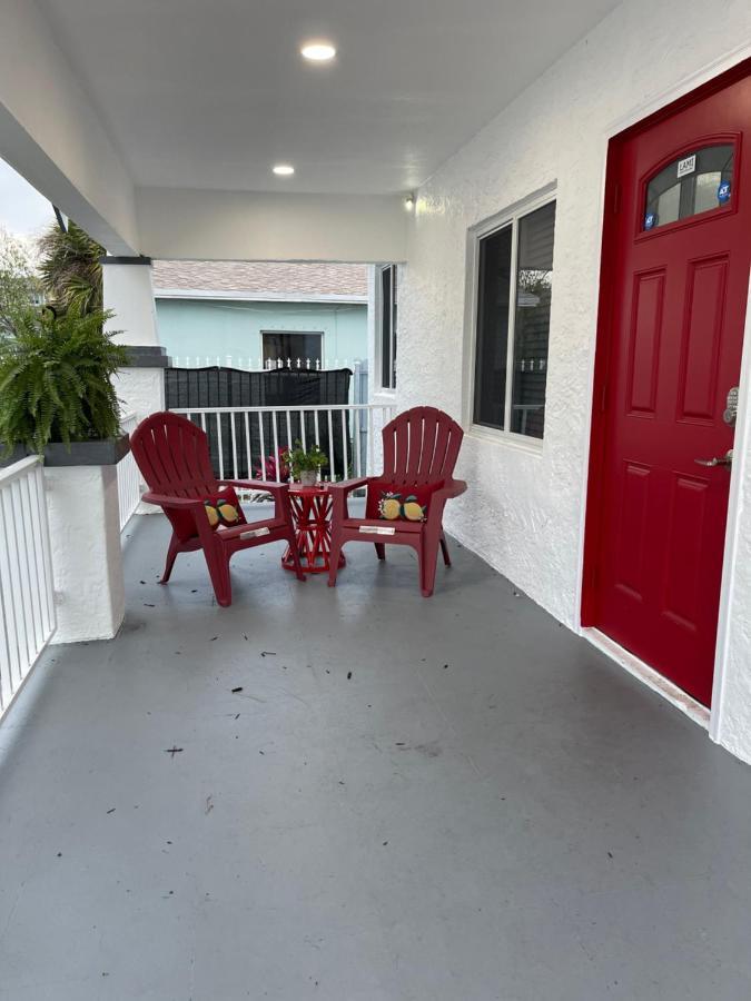 Comfy Sun And Sky Private With Private Full Bath 1 Apartment *