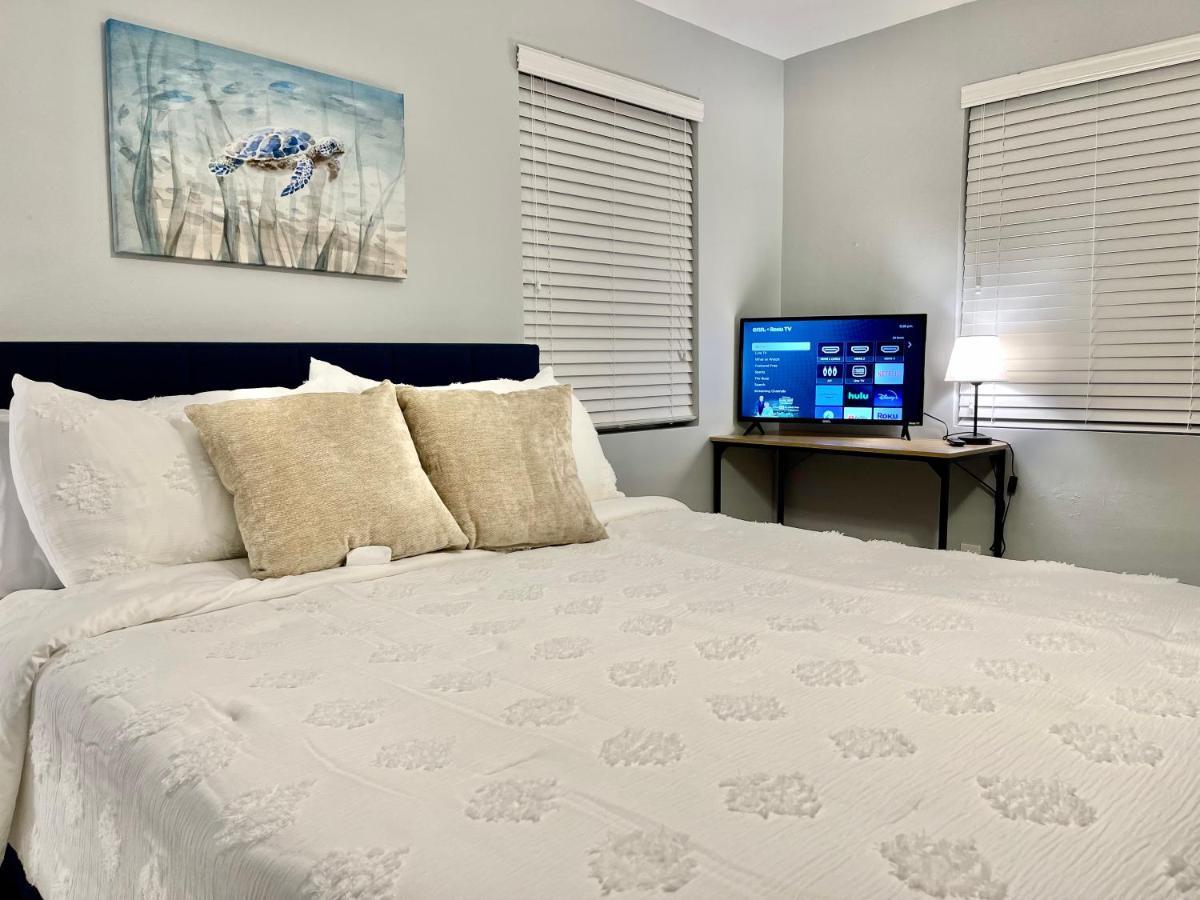 Apartment Comfy Sun And Sky Private With Private Full Bath 1 *